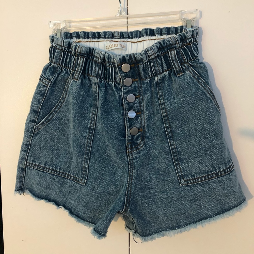 High waisted, cut-off, jean shorts